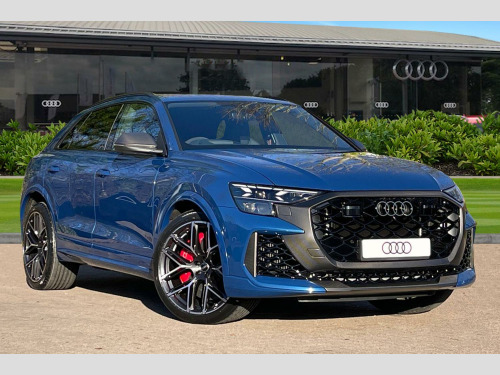 Audi RS Q8  