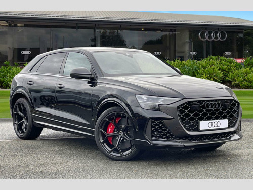 Audi RS Q8  