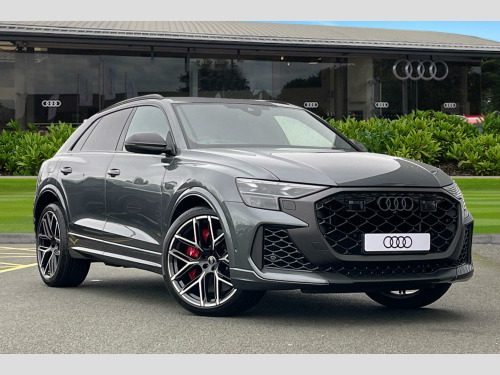 Audi RS Q8  