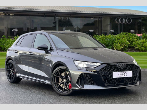 Audi RS3  