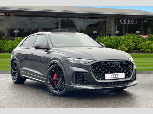 Audi RS Q8  