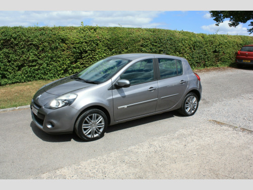 Renault Clio  DYNAMIQUE TOMTOM 16V 5-Door