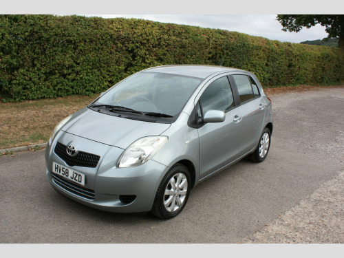 Toyota Yaris TR VVTI 5-Door