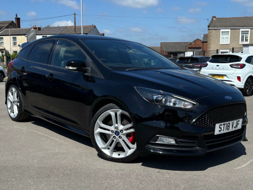Ford Focus  2.0T EcoBoost ST-3 Navigation 5dr