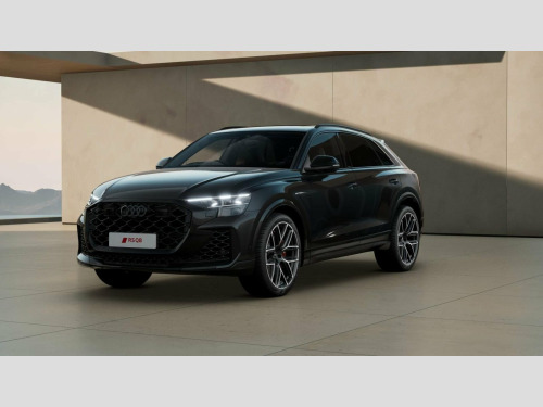 Audi RS Q8  