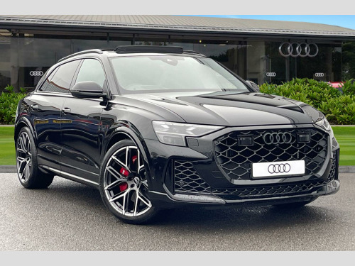 Audi RS Q8  