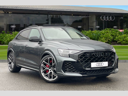 Audi RS Q8  