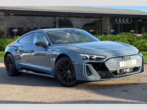 Audi E-Tron   