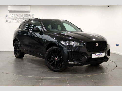 Jaguar F-PACE  2.0 D180 Chequered Flag