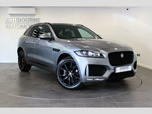 Jaguar F-PACE  2.0 D180 Chequered Flag