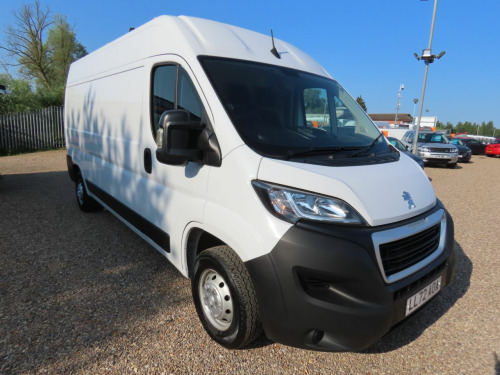 Peugeot Boxer  2.2 BlueHDi H2 Professional Van 140ps