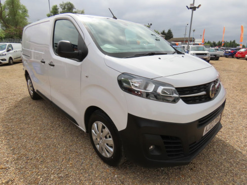 Vauxhall Vivaro  2900 1.5d 100PS Dynamic H1 Van