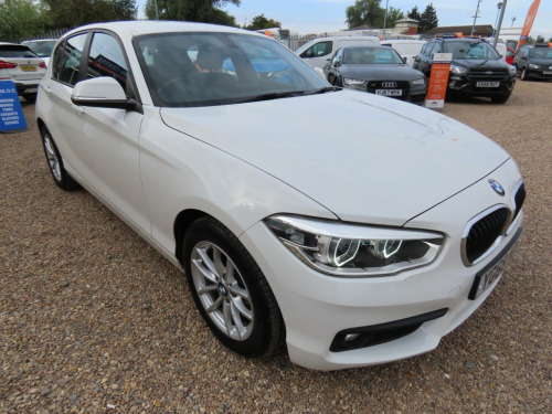 BMW 1 Series 118 118i [1.5] SE Business 5dr [Nv/Servotrn] Step Auto