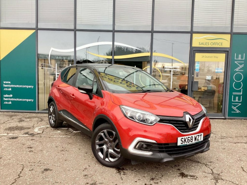 Renault Captur  0.9 TCe ENERGY Iconic SUV 5dr Petrol Manual Euro 6