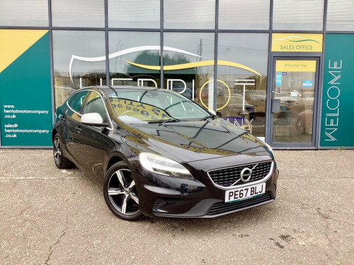 Volvo V40  2.0 T2 R-Design Hatchback 5dr Petrol Manual Euro 6