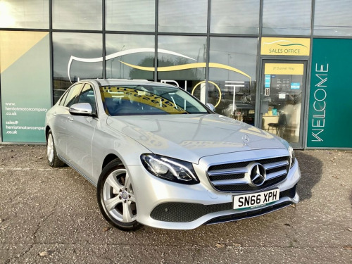 Mercedes-Benz E-Class  2.0 E220d SE Saloon 4dr Diesel G-Tronic+ Euro 6 (s 