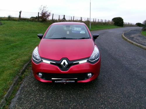 Renault Clio  0.9 TCe Dynamique Nav Hatchback 5dr Petrol Manual 