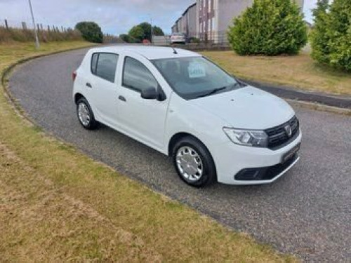 Dacia Sandero  0.9 TCe Essential Hatchback 5dr Petrol Manual Euro