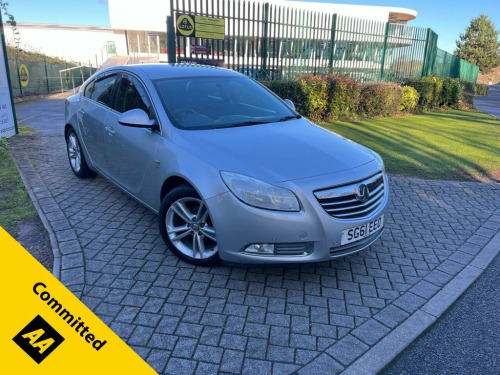 Vauxhall Insignia  2.0 CDTi ecoFLEX SRi Nav Hatchback 5dr **LOW MILES