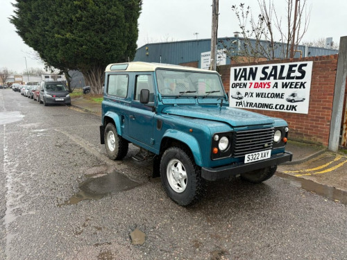 Land Rover Defender  2.5 TDi County Station Wagon Diesel Manual SWB (11