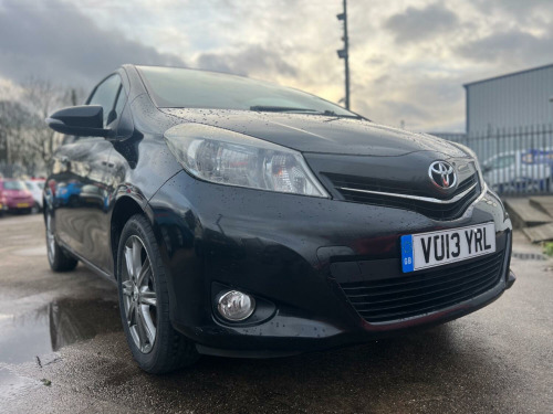 Toyota Yaris  1.3 Dual VVT-i SR