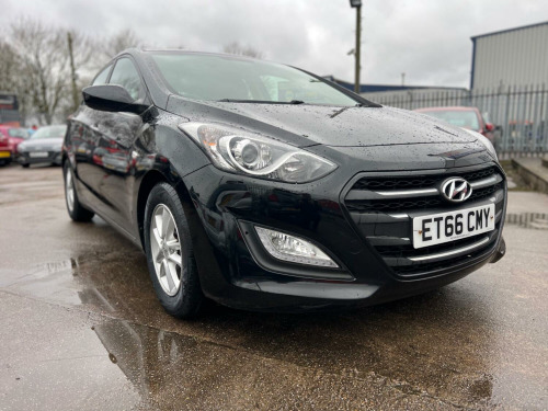 Hyundai i30  1.6 CRDi Blue Drive SE