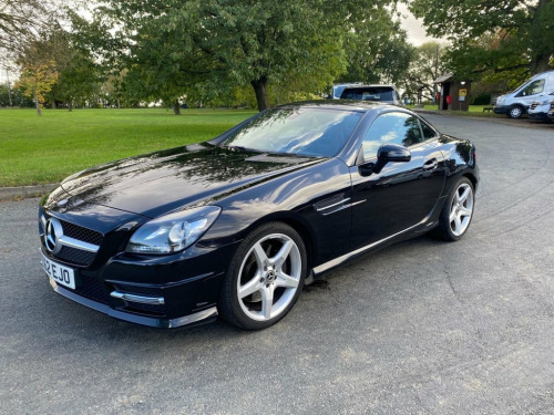 Mercedes-Benz SLK SLK200 1.8 SLK200 BlueEfficiency AMG Sport Convertible 2d