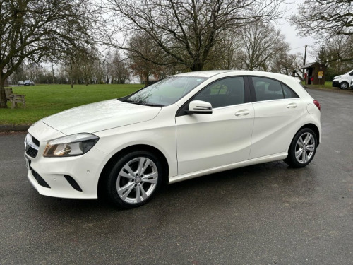 Mercedes-Benz A-Class  1.5 A180d Sport (Executive) Hatchback 5dr Diesel M