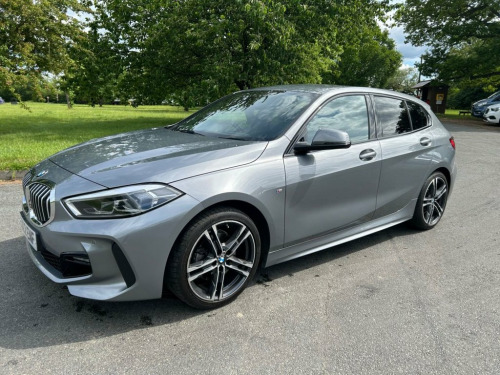 BMW 1 Series  1.5 118i M Sport (LCP) Hatchback 5dr Petrol DCT Eu