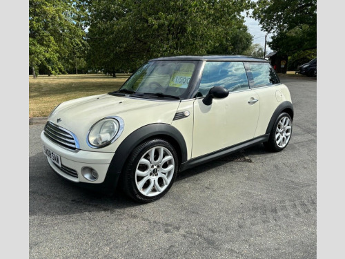 MINI Hatch  1.6 Cooper Hatchback 3dr Petrol Manual Euro 4 (120