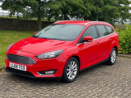 Ford Focus  1.0 TITANIUM 5d 124 BHP