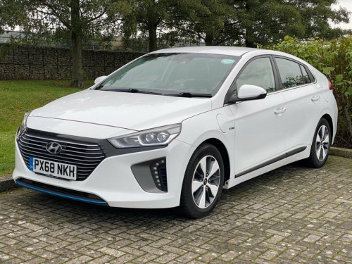 Hyundai IONIQ  1.6 h-GDi 8.9kWh Premium Hatchback 5dr Petrol Plug