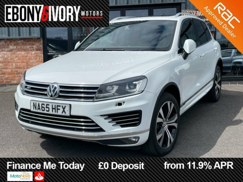 Volkswagen Touareg  3.0 TDI V6 BlueMotion Tech R-Line SUV 5dr Diesel T