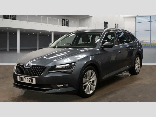 Skoda Superb  2.0 TDI SE L Executive Estate 5dr Diesel DSG Auto  