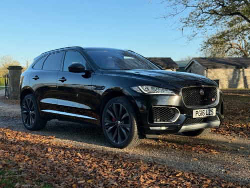 Jaguar F-PACE  3.0 V6 FIRST EDITION AWD 5d 296 BHP