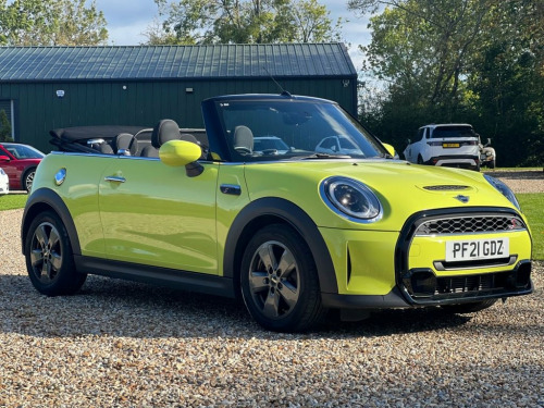 MINI Convertible  2.0 Cooper S Classic Convertible 2dr Petrol Steptr