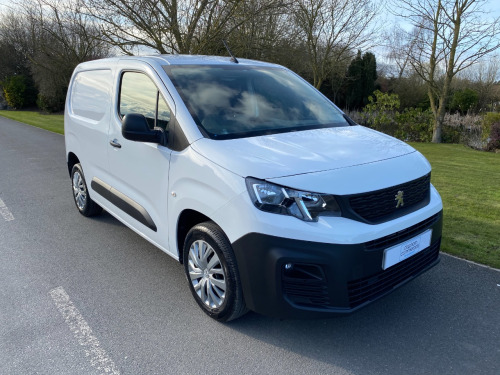 Peugeot Partner  1000 1.5 BlueHDi 100 Professional Van