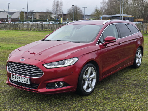 Ford Mondeo  2.0 T EcoBoost Titanium 