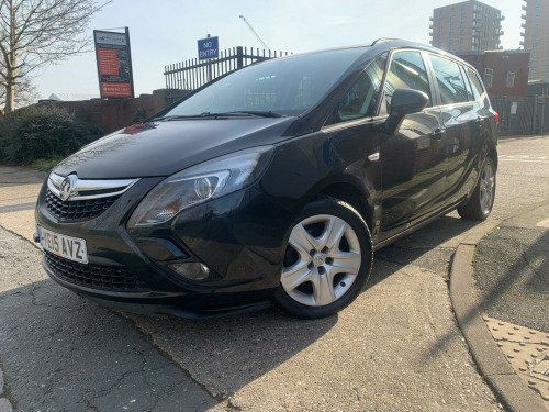 Vauxhall Zafira Tourer  1.4i Turbo Exclusiv Euro 6 5dr