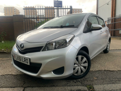 Toyota Yaris  1.33 Dual VVT-i TR Multidrive S Euro 5 5dr