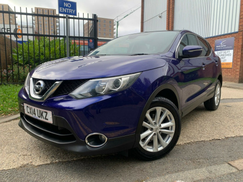 Nissan Qashqai  1.2 DIG-T Acenta Premium 2WD Euro 5 (s/s) 5dr