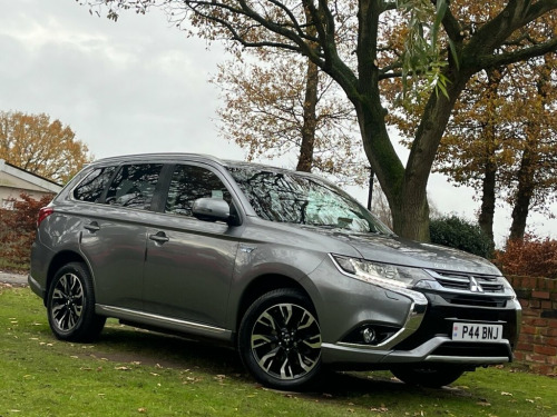Mitsubishi Outlander  2.0h 12kWh 5h SUV 5dr Petrol Plug-in Hybrid CVT 4W