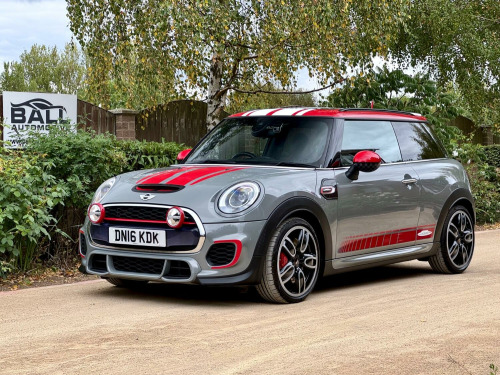 MINI Hatch  2.0 John Cooper Works 3-Door Hatch