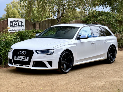 Audi RS4 Saloon 4.2 FSI V8