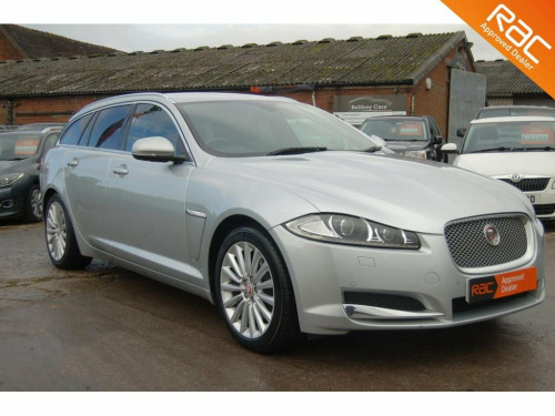 Jaguar XF  2.2 D LUXURY SPORTBRAKE 5d 200 BHP