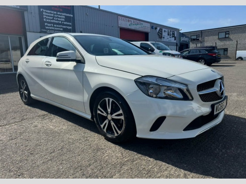 Mercedes-Benz A-Class  1.5 A180d SE Hatchback 5dr Diesel Manual Euro 6 (s 
