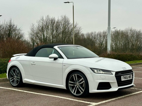 Audi TT  2.0 TFSI S line Roadster 2dr Petrol S Tronic quatt 
