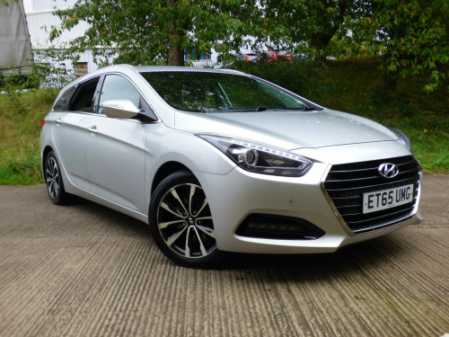 Hyundai i40  CRDI SE NAV BLUE DRIVE 5-Door