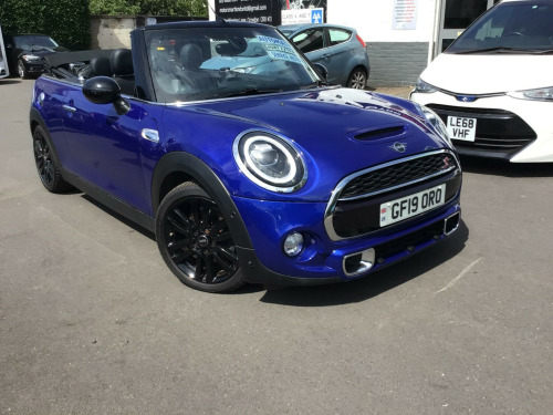 MINI Convertible  2.0 Cooper S Exclusive Steptronic Euro 6 (s/s) 2dr