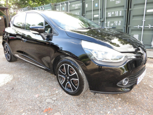 Renault Clio  1.2 16V Dynamique MediaNav Hatchback 5dr Petrol Manual Euro 5 (75 ps)